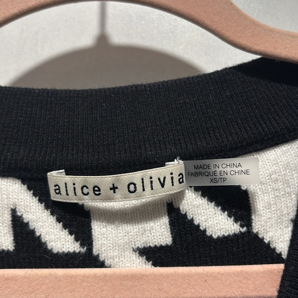 ‼️ALICE+OLIVIA sweater‼️ - Picture 2 of 9